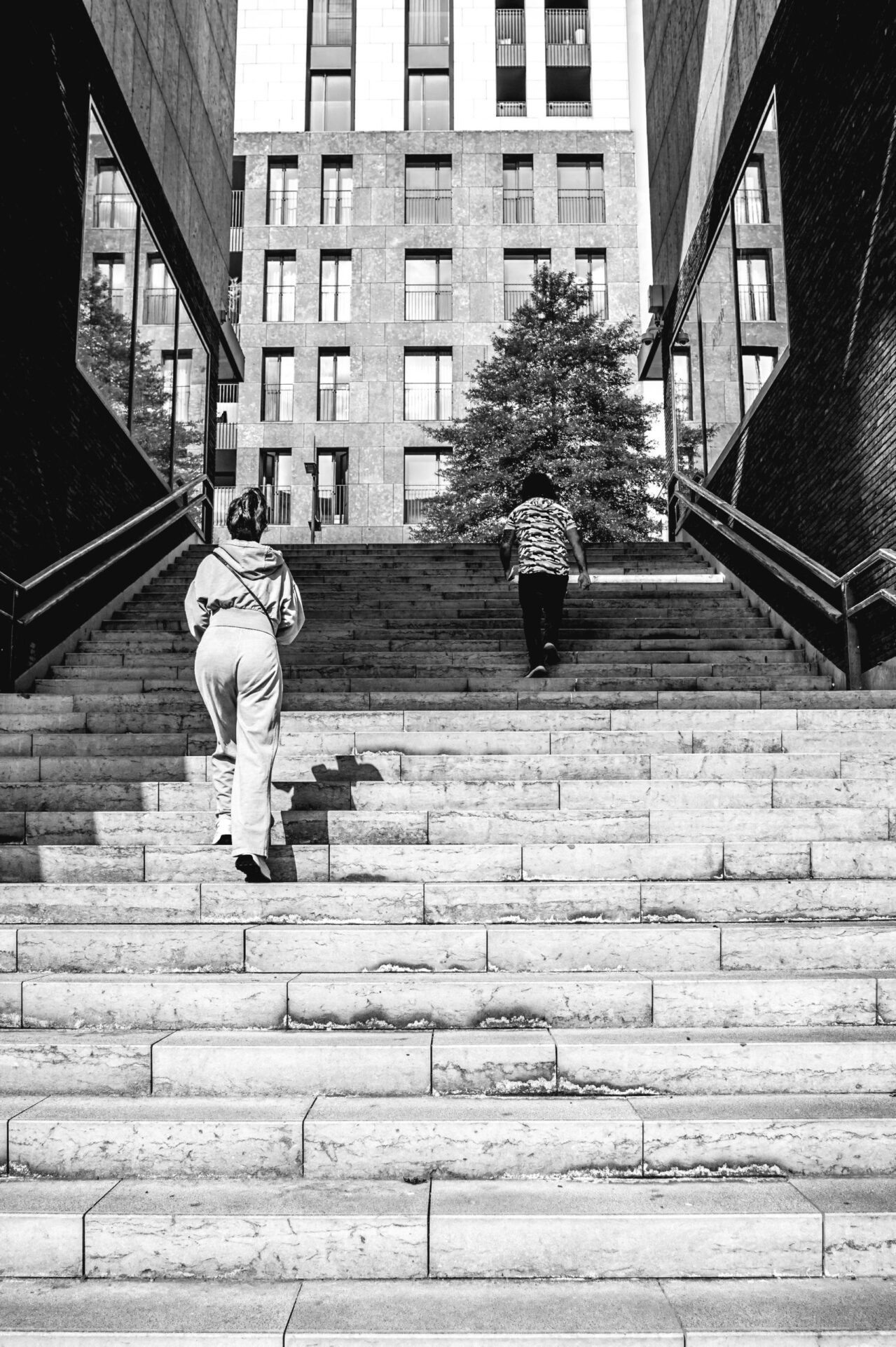 reeks straatfotografie spelen met lijnen en licht 9055